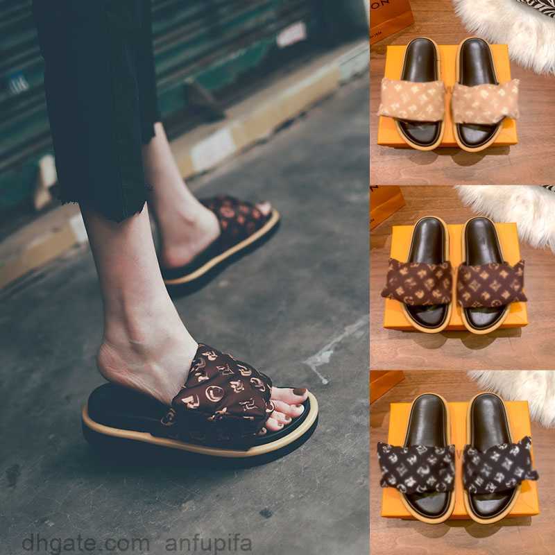 Women Fashion Thick Bottom Sandals 2023 New Arrival Thick-soled Slippers Women's Summer Outer Wear Beach 35-40, Color 4
Women Fashion Thick Bottom Sandals 2023 New Arrival Thick-soled Slippers Women's Summer Outer Wear Beach 35-40, Color 4