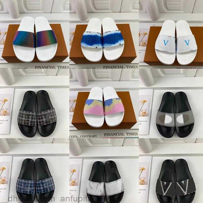 Classic Couples Slippers Flat Bottom Rubber Unisex Sandals Fashion Antiskid Bathroom Slipper Leisure Summer Presbyopia Flip-Flops Sandbeach Sandal, 25
Classic Couples Slippers Flat Bottom Rubber Unisex Sandals Fashion Antiskid Bathroom Slipper Leisure Summer Presbyopia Flip-Flops Sandbeach Sandal, 25
