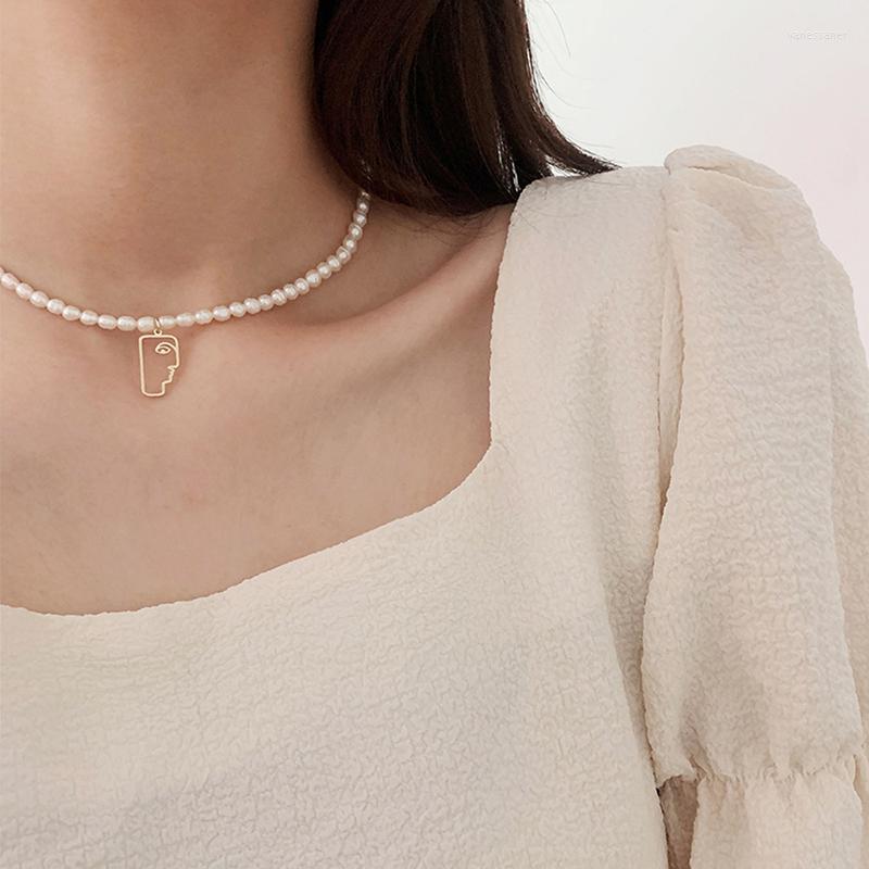 Chains Vintage Fashion Simulated Pearl Gold Color Geometric Pendant Choker Necklaces For Women Girl Trendy Female Necklace Jewelry Gift
Chains Vintage Fashion Simulated Pearl Gold Color Geometric Pendant Choker Necklaces For Women Girl Trendy Female Necklace Jewelry Gift