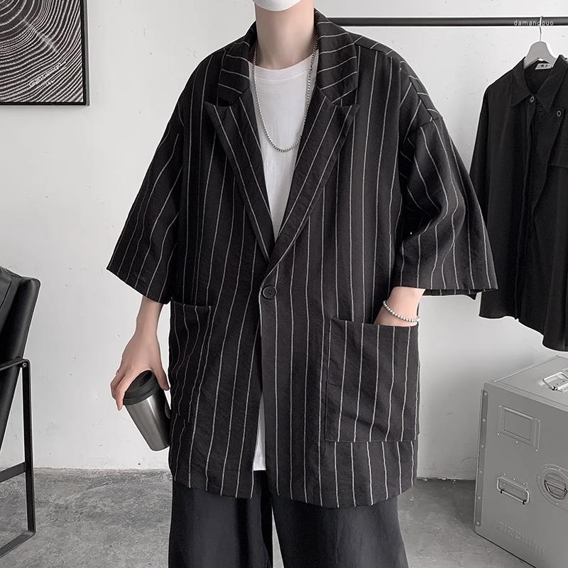 Men's Suits Striped Suit Jacket Men Summer Clothes Single Button Pocket Loose Half Sleeve Blazers Fashion Casual Costume Homme, Black
Men's Suits Striped Suit Jacket Men Summer Clothes Single Button Pocket Loose Half Sleeve Blazers Fashion Casual Costume Homme, Black