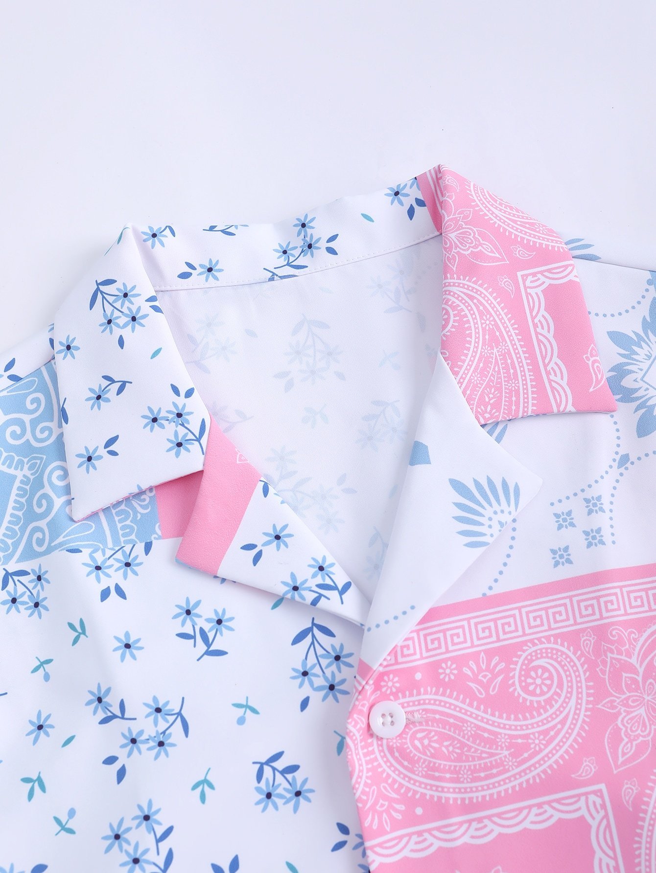 Mens Tracksuits Men Random Paisley Scarf Print Shirt Drawstring Shorts Without Tee 230524