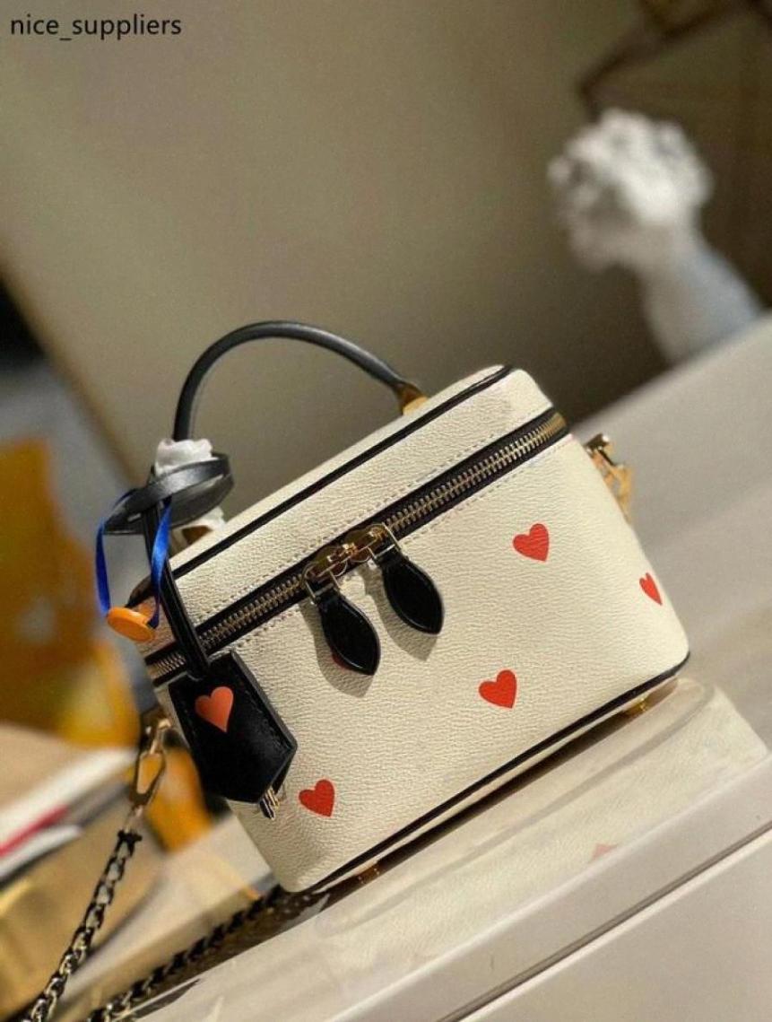12 COLOR Real Leather bags Luxury Makeups mini NICE VANITY Cosmetic Designer Makeup for Women Toiletry Pouch Sac a main Travel bag4916091, Sky blue
12 COLOR Real Leather bags Luxury Makeups mini NICE VANITY Cosmetic Designer Makeup for Women Toiletry Pouch Sac a main Travel bag4916091, Sky blue