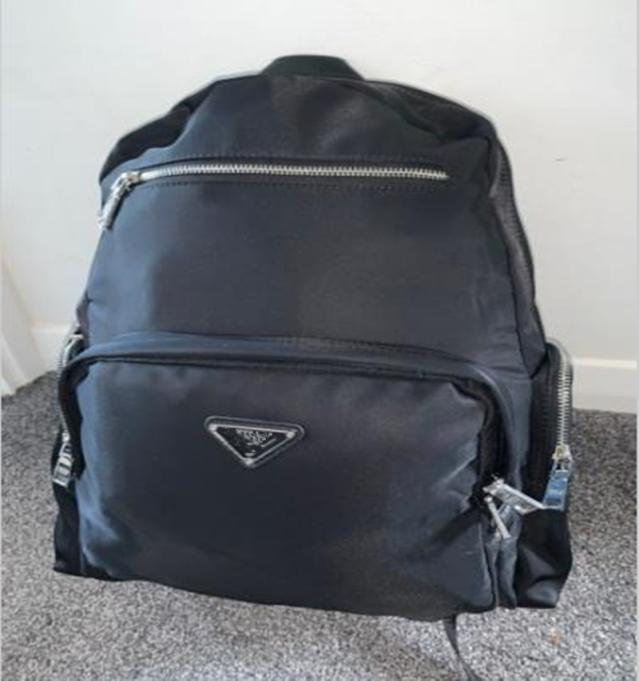 Women men Backpacks luxurys designers bags 2021 High Quality School Shoulder Bag Fashion Travel Packs2961300, Grey
Women men Backpacks luxurys designers bags 2021 High Quality School Shoulder Bag Fashion Travel Packs2961300, Grey