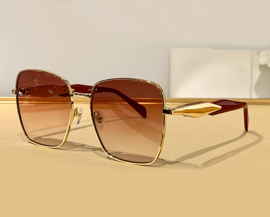 64zs Gold Metal Square Sunglasses Pink Gradient Red Women Summer Designer Sunglasses Sunnies gafas de sol Sonnenbrille Shades UV400 Eyewear with Box
64zs Gold Metal Square Sunglasses Pink Gradient Red Women Summer Designer Sunglasses Sunnies gafas de sol Sonnenbrille Shades UV400 Eyewear with Box