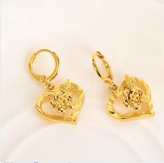 "Newest Designs for the Modern Fashionista - Fresh and Innovative Jewelry", Golden
"Newest Designs for the Modern Fashionista - Fresh and Innovative Jewelry", Golden
