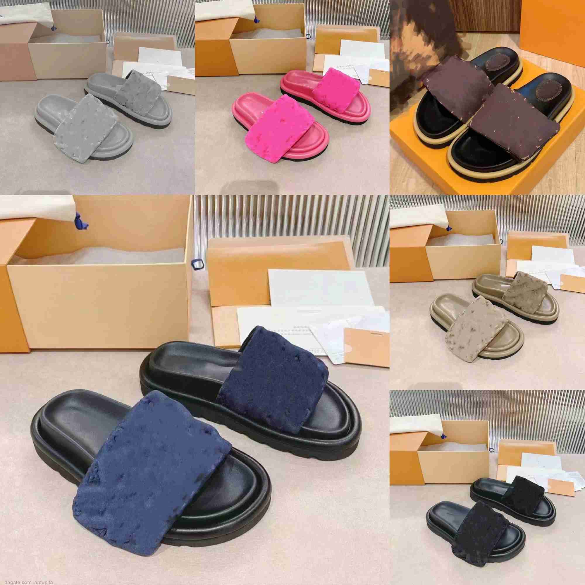 Designer Slippers Women Men Sandal Embossed Printing Pillow Hook Loop Slipper Mule Summer Flat Heel Slippers Slides Flip Flops Beach Sandals Size 35-44, Fuchsia
Designer Slippers Women Men Sandal Embossed Printing Pillow Hook Loop Slipper Mule Summer Flat Heel Slippers Slides Flip Flops Beach Sandals Size 35-44, Fuchsia