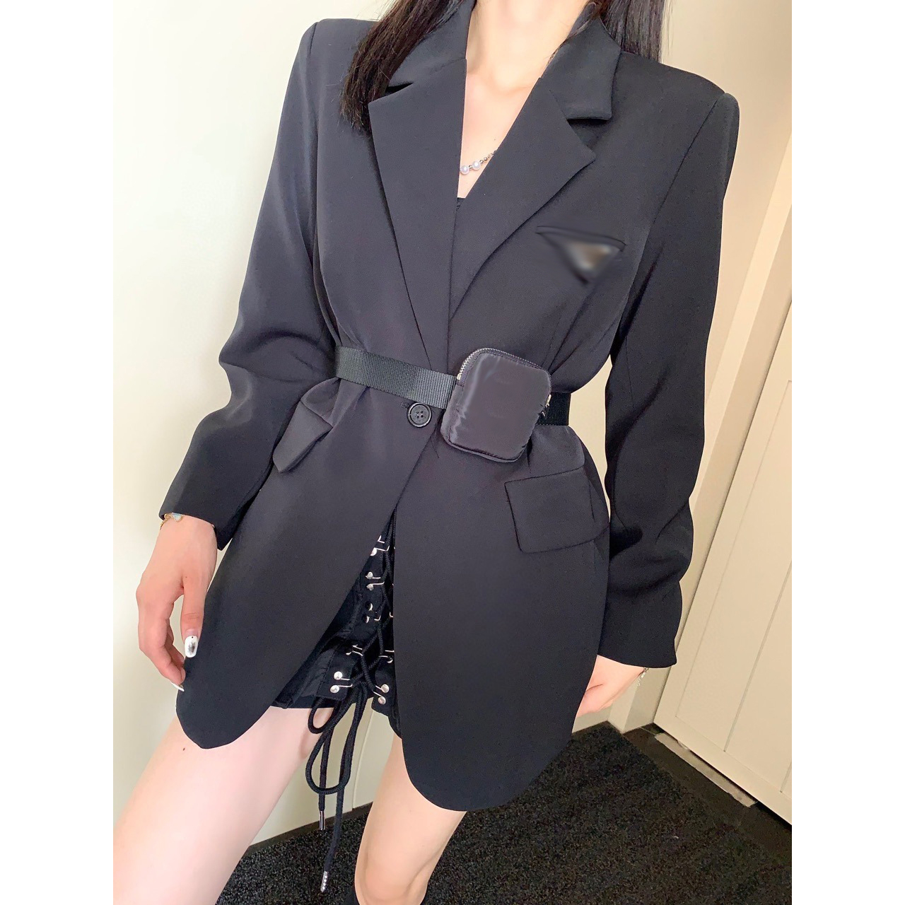 Womens designer jackets sunscreen jacket spring outerwear Suit Coat with Waistpack Slim Fit, Black
Womens designer jackets sunscreen jacket spring outerwear Suit Coat with Waistpack Slim Fit, Black