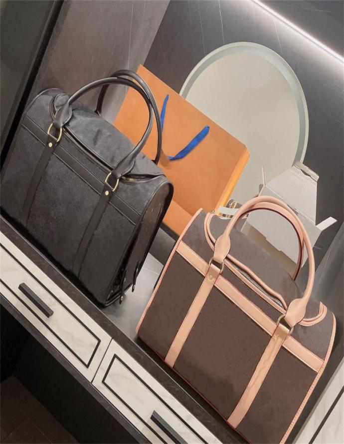 Designer Portable Pet Bag Cute Cat Dog Fashion Travel Bags classic Portables Pets Dogs Cats Supplies8663820, Sky blue
Designer Portable Pet Bag Cute Cat Dog Fashion Travel Bags classic Portables Pets Dogs Cats Supplies8663820, Sky blue