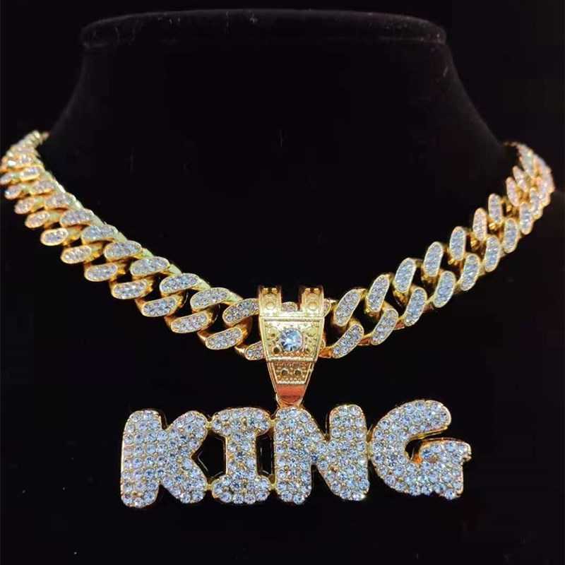 Men Women Hip Hop KING QUEEN Letter Pendant Necklace with 13mm Miami Cuban Chain Iced Out Bling HipHop Necklaces Fashion Jewelry
Men Women Hip Hop KING QUEEN Letter Pendant Necklace with 13mm Miami Cuban Chain Iced Out Bling HipHop Necklaces Fashion Jewelry