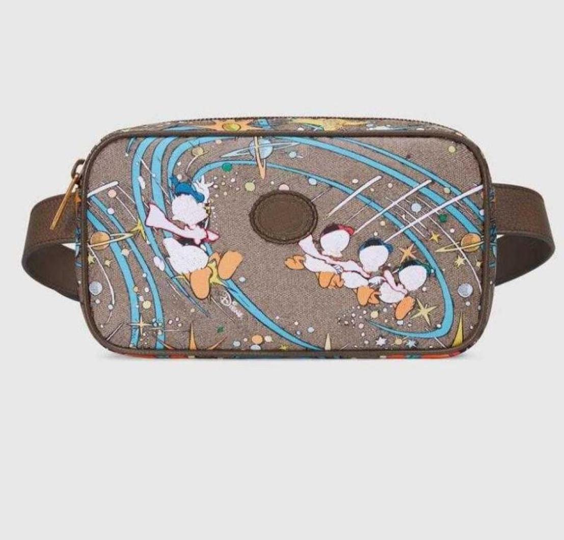 Beige soft canvas with leather men waist bag women belt bags luxurys designers bagss mens shoulder crossbody bagsss1243303, Sky blue
Beige soft canvas with leather men waist bag women belt bags luxurys designers bagss mens shoulder crossbody bagsss1243303, Sky blue