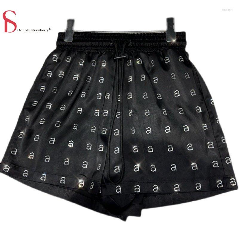 Designer Womens Shorts Summer Women' Letter Diamond Chart Elastic Waist Silk Three Way Casual Pants, Black
Designer Womens Shorts Summer Women' Letter Diamond Chart Elastic Waist Silk Three Way Casual Pants, Black