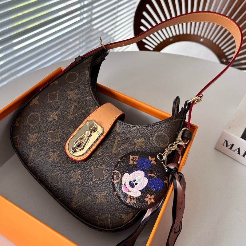 2023 New Designer Bag Old Flower Women Bag BOULOGNE croissant Classic Letter Chain Bag Underarm Bag Handbag One shoulder messenger bag, Chocolate
2023 New Designer Bag Old Flower Women Bag BOULOGNE croissant Classic Letter Chain Bag Underarm Bag Handbag One shoulder messenger bag, Chocolate