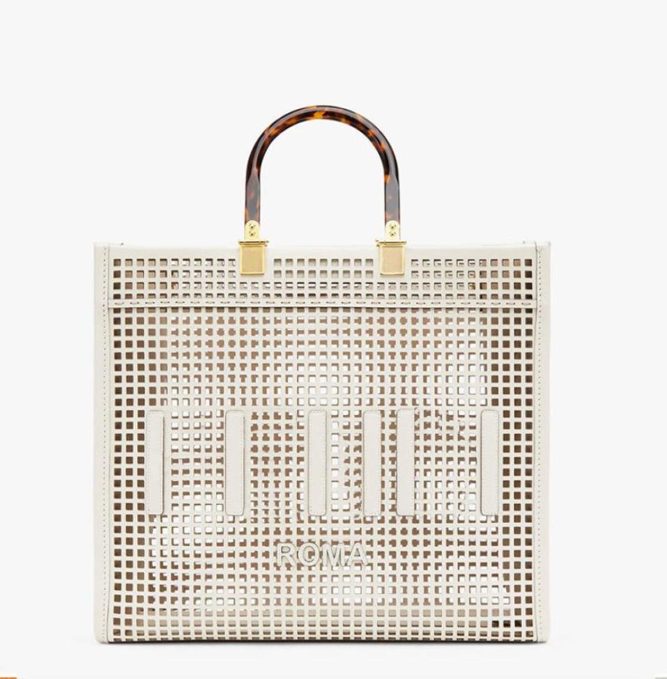 FF Fends Designer Handbags Fend Tote bag Fende Luxuries designers women Fendyity crossbody Handbag fendShoulder bags purses wallet4838776, Red
FF Fends Designer Handbags Fend Tote bag Fende Luxuries designers women Fendyity crossbody Handbag fendShoulder bags purses wallet4838776, Red