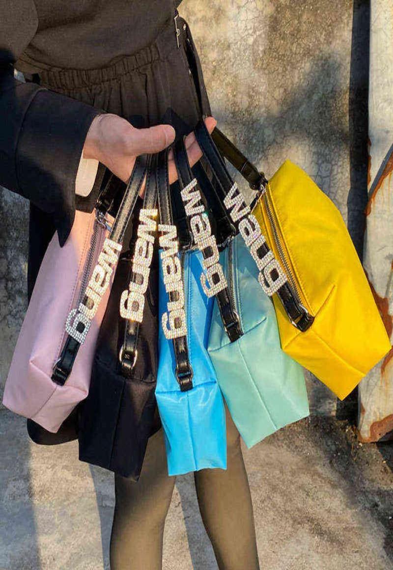 2021 New Imitation Silk Rhinestone Wang Shoulder Bag Fashion Diamond Women Bags High Quality Designer Luxury Purse and Handbag G228542084, Blue
2021 New Imitation Silk Rhinestone Wang Shoulder Bag Fashion Diamond Women Bags High Quality Designer Luxury Purse and Handbag G228542084, Blue