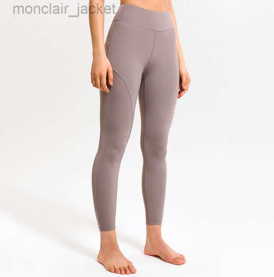 2023 Designer Women Leggings Spring and Summer New Nude Yoga Pants Women Soft Sweat Absorbing High Waist Hip Lifting Elastic Sports Capris Luyoga, Plum purple
2023 Designer Women Leggings Spring and Summer New Nude Yoga Pants Women Soft Sweat Absorbing High Waist Hip Lifting Elastic Sports Capris Luyoga, Plum purple