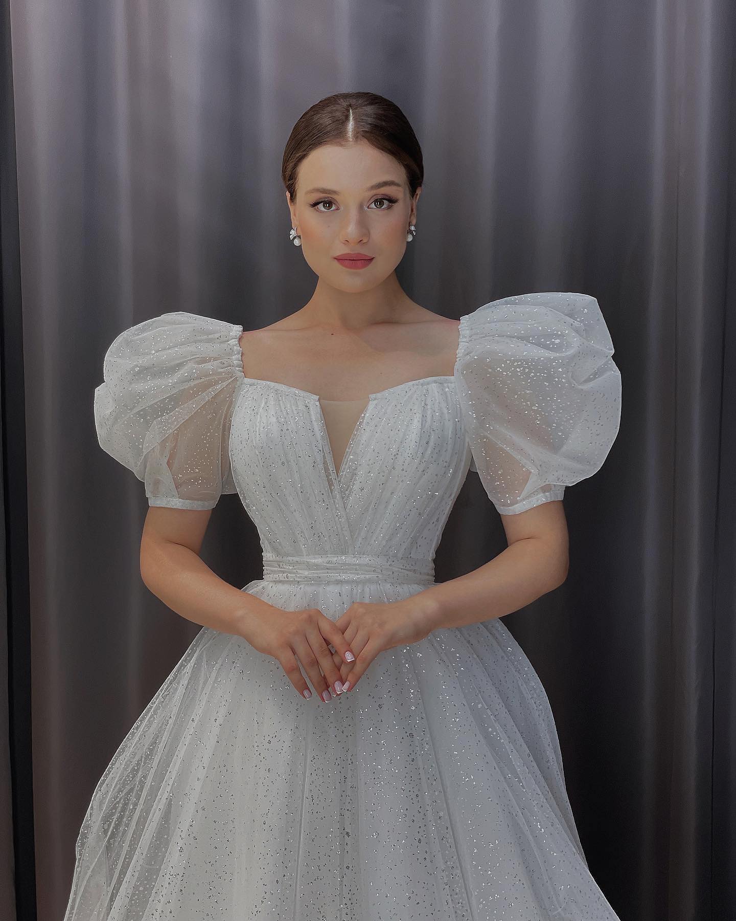 Shiny Glitter Wedding Dresses with Puff Short Sleeve Vintage Sequined Bride Dress 2023 Boho Wedding Gowns Princess Robe de Mariee