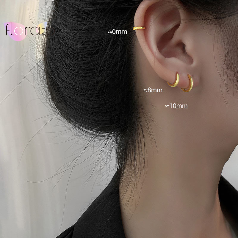 925 Sterling Silver 6mm 8mm 10mm Plain Gold Huggies Earring Women Middle Hoops Loops Circle Round Ring Ear Luxury Jewelry
925 Sterling Silver 6mm 8mm 10mm Plain Gold Huggies Earring Women Middle Hoops Loops Circle Round Ring Ear Luxury Jewelry
