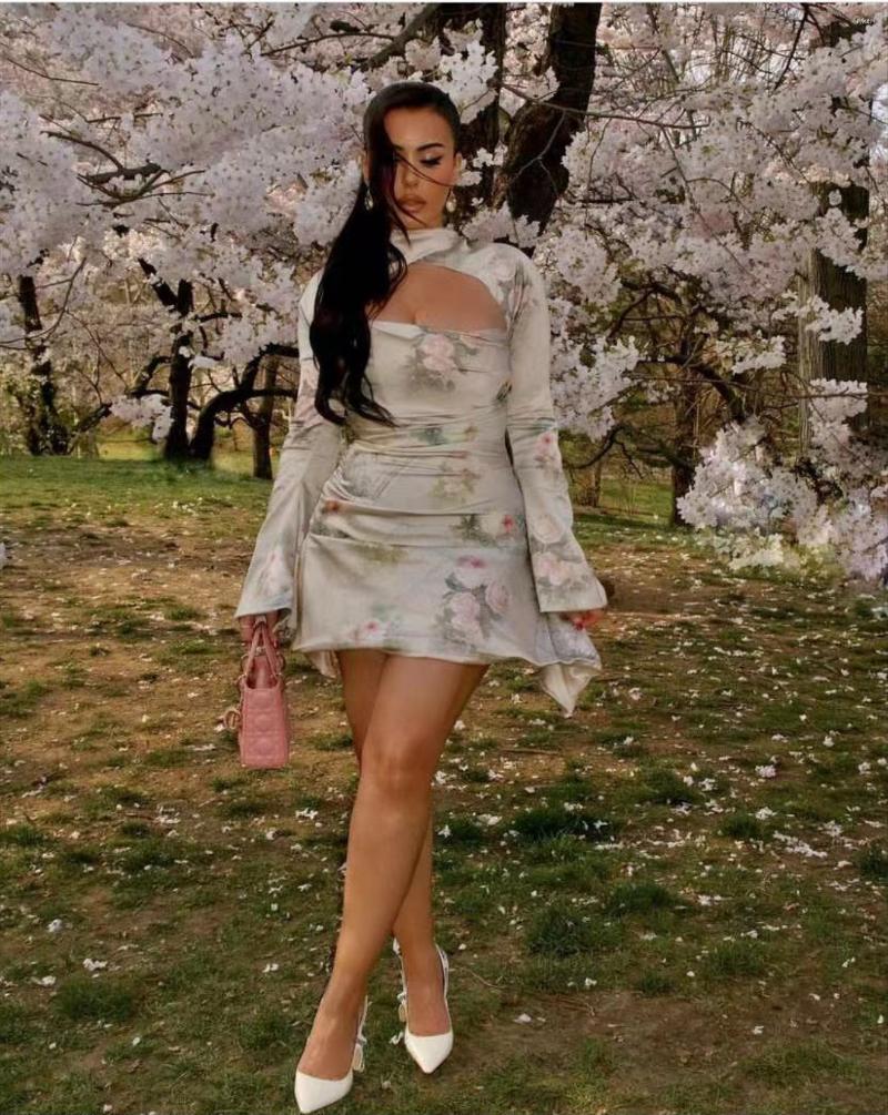 Casual Dresses 2023 Spring Flowers Print Color Women Flare Sleeve Sexy Keyholes Bodycon Mini Dress Girls' Birthday Cute Party, Sky blue
Casual Dresses 2023 Spring Flowers Print Color Women Flare Sleeve Sexy Keyholes Bodycon Mini Dress Girls' Birthday Cute Party, Sky blue
