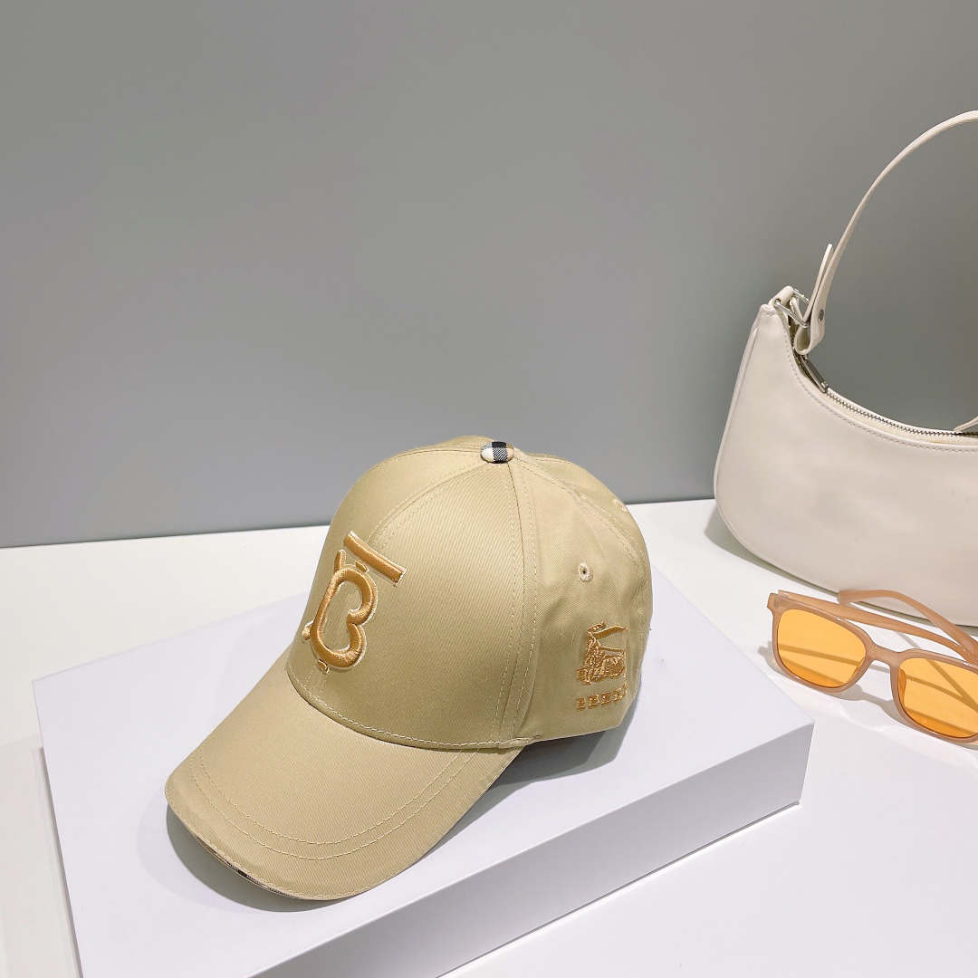 Luxurys Designer Cap For Man and Women Fashion Leisure Style Letter Plaid Breathable Baseball Cap Suitable for Couples Social Classic Hat Gatherings good, Color
Luxurys Designer Cap For Man and Women Fashion Leisure Style Letter Plaid Breathable Baseball Cap Suitable for Couples Social Classic Hat Gatherings good, Color