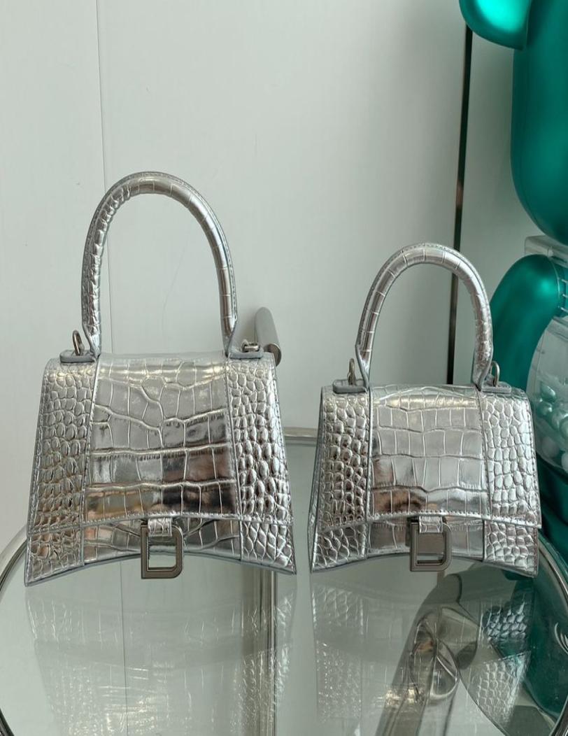 designer bag women shopping Shoulder bag Fashion tote bagg Cross Body Half Moon Luxury Genuine Leather Classic Retro Purse wallets6785466
designer bag women shopping Shoulder bag Fashion tote bagg Cross Body Half Moon Luxury Genuine Leather Classic Retro Purse wallets6785466