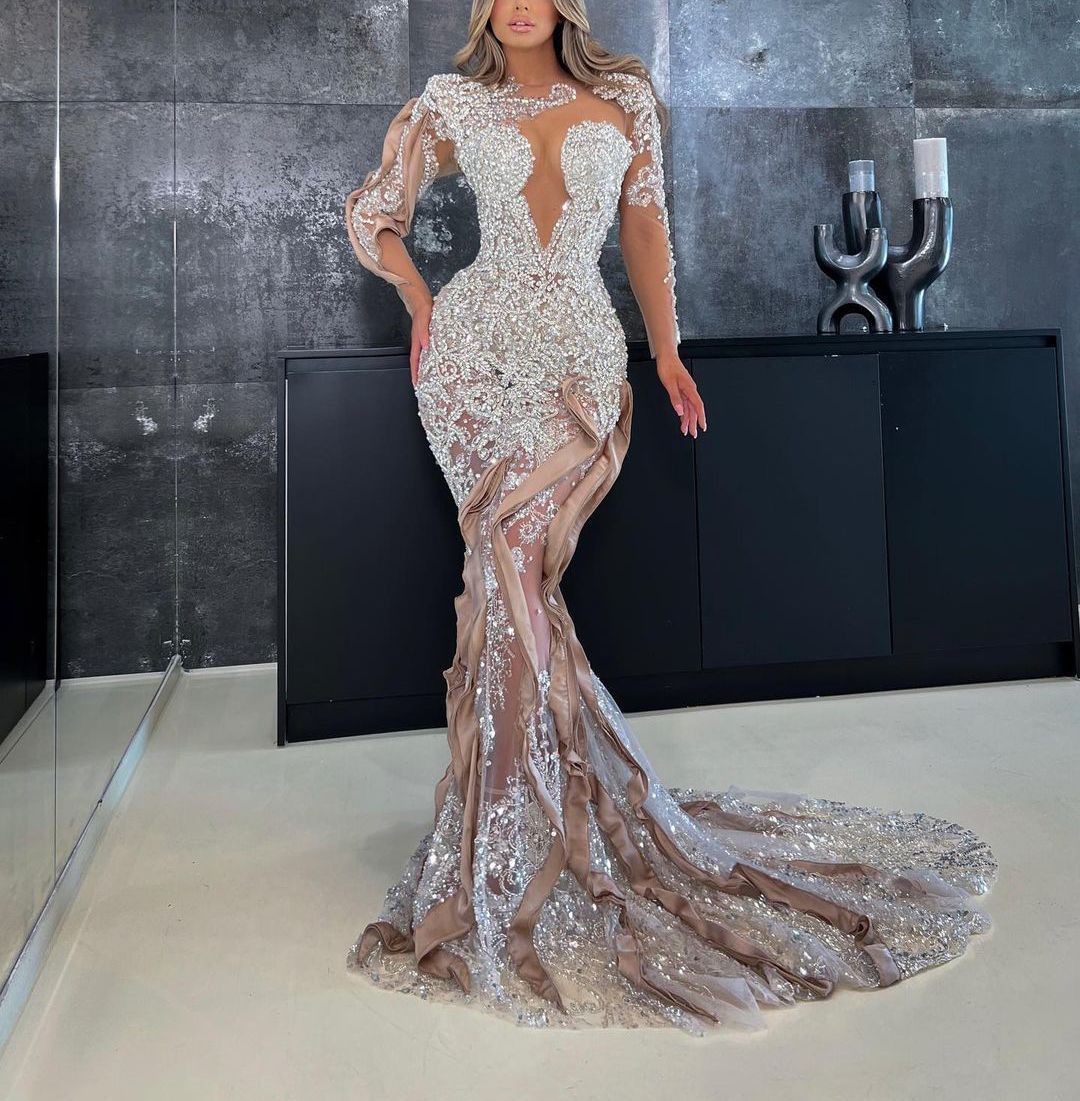 Luxury Mermaid Evening Dresses Long Sleeves V Neck Appliques Floor Length 3D Lace Hollow Diamonds Sparkly Plus Size Beaded Prom Dress Plus Size Gowns Party Dress, Dark green
Luxury Mermaid Evening Dresses Long Sleeves V Neck Appliques Floor Length 3D Lace Hollow Diamonds Sparkly Plus Size Beaded Prom Dress Plus Size Gowns Party Dress, Dark green