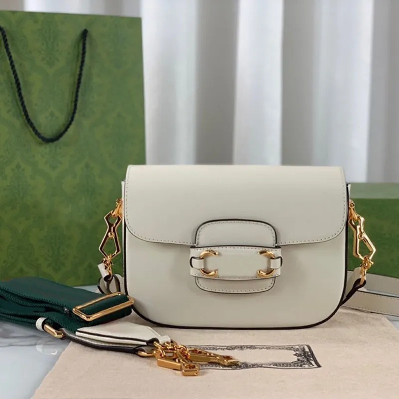 Mini Vintage Bag Flap Women Crossbody Shoulder Messenger Bag Canvas Genuine Leather Handbags Small Purse Old Flower Classic Lettering Gold Hardware 2 Straps Pouch
Mini Vintage Bag Flap Women Crossbody Shoulder Messenger Bag Canvas Genuine Leather Handbags Small Purse Old Flower Classic Lettering Gold Hardware 2 Straps Pouch