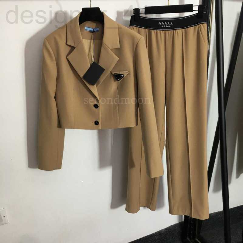 Women's Two Piece Pants designer Women Breathable Loose Metal Badge Designer Jackets Business Style Outfit Waist GCJW, Black
Women's Two Piece Pants designer Women Breathable Loose Metal Badge Designer Jackets Business Style Outfit Waist GCJW, Black