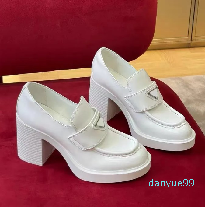 Desinger heels dress Shoe Women Monolith Chocolate Black Leather casual Shoes Platform Sneakers Cloudbust Patent Matte Loafers, Gradient color
Desinger heels dress Shoe Women Monolith Chocolate Black Leather casual Shoes Platform Sneakers Cloudbust Patent Matte Loafers, Gradient color