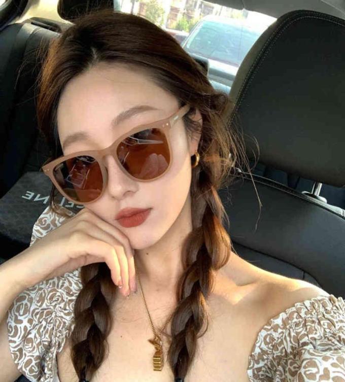 Sunglasses Women039s 2022 fashion high sense ins Brown foldable anti ultraviolet3056451
Sunglasses Women039s 2022 fashion high sense ins Brown foldable anti ultraviolet3056451