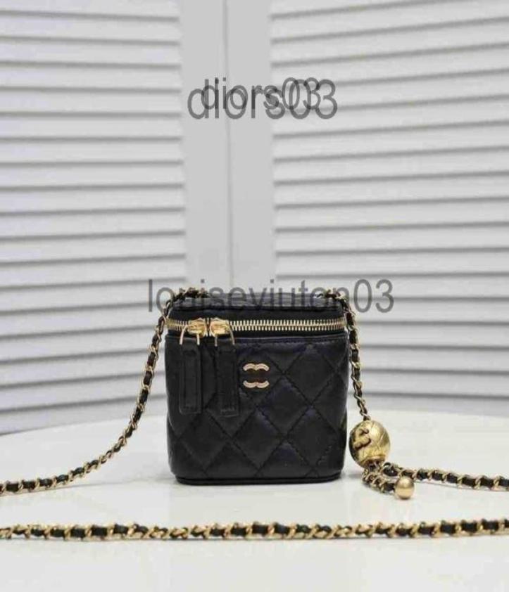 Designer Channel Bag Handbag Fashion Even Womens Lattice Messenger Chain Mini Makeup Golden Ball Box Luxurious Bucket Shoulder Bag3391125, Black
Designer Channel Bag Handbag Fashion Even Womens Lattice Messenger Chain Mini Makeup Golden Ball Box Luxurious Bucket Shoulder Bag3391125, Black