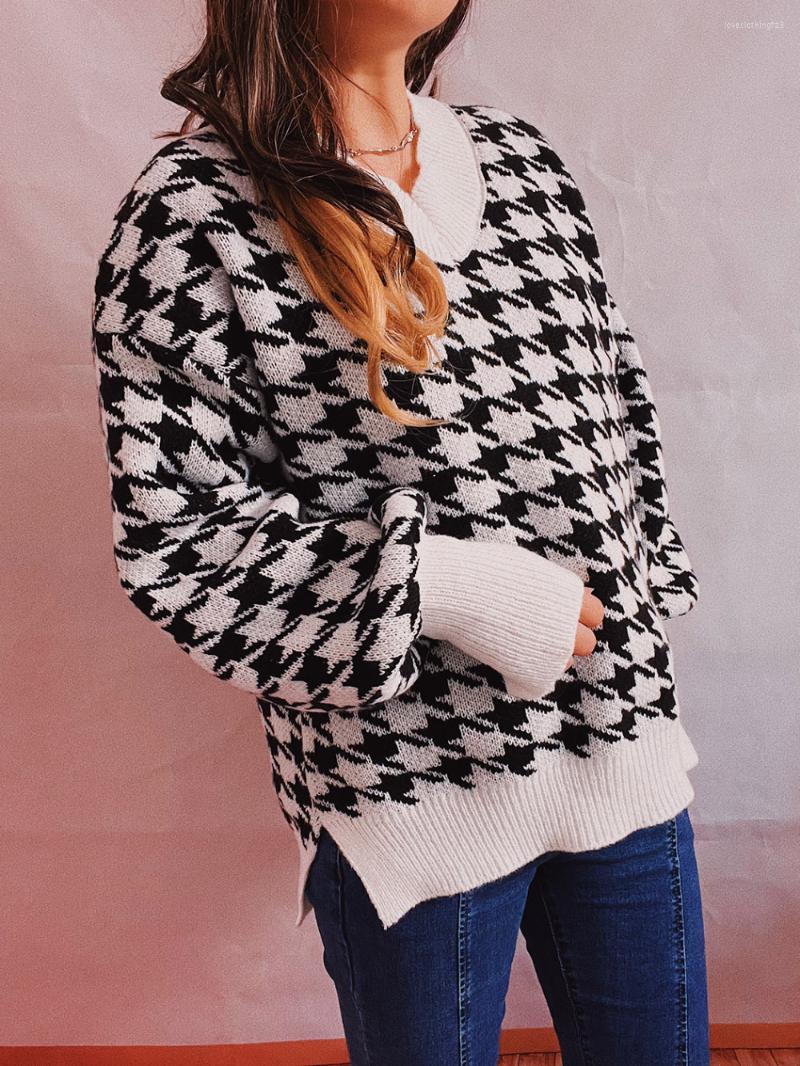 Women' Sweaters Vintage Plaid Knitted Sweater Women Sexy V-neck Long Sleeve Lady Pullovers 2023 Winter American Streetwear Jumpers Tops, Black
Women' Sweaters Vintage Plaid Knitted Sweater Women Sexy V-neck Long Sleeve Lady Pullovers 2023 Winter American Streetwear Jumpers Tops, Black