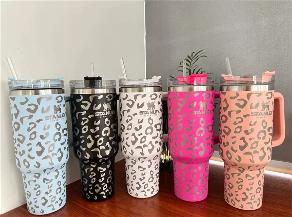new stanley quencher 40oz tumbler Leopard Print stainless steel with Logo handle lid straw big capacity beer mug water bottle powder coating outdoor camping cup, Multi-color
new stanley quencher 40oz tumbler Leopard Print stainless steel with Logo handle lid straw big capacity beer mug water bottle powder coating outdoor camping cup, Multi-color