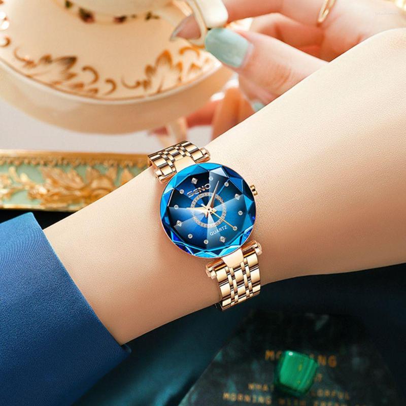 Wristwatches Steel Belt Watches Fashionable Simple Style Quartz WristWatch Casual Exquisite Women Watch
Wristwatches Steel Belt Watches Fashionable Simple Style Quartz WristWatch Casual Exquisite Women Watch