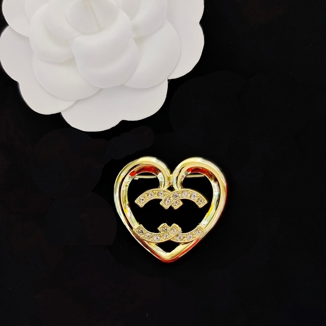 Mixed Wholesale Pins Designer Brooches Brand Stamp Clothing Rhinestone Jewelry Fashion Pearl 18K Gold Plated Mens Womens Double Letter Sweater Suit Brought Pin
Mixed Wholesale Pins Designer Brooches Brand Stamp Clothing Rhinestone Jewelry Fashion Pearl 18K Gold Plated Mens Womens Double Letter Sweater Suit Brought Pin