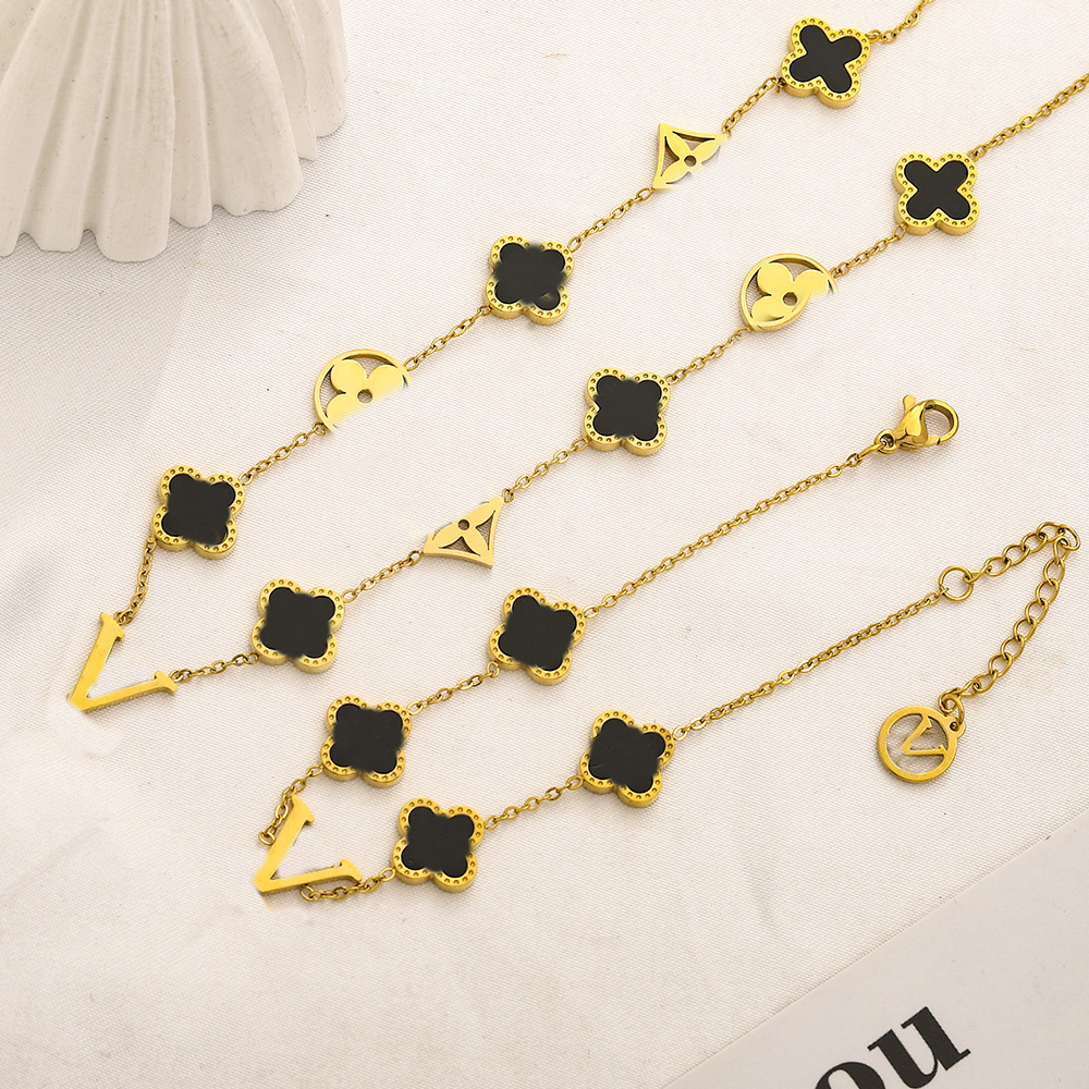 Never Fading Luxury Brand Designer Pendants Necklaces Flower Gold Silver Plated Stainless Steel Letter Choker Pendant Necklace Chain Jewelry Accessories Gifts
Never Fading Luxury Brand Designer Pendants Necklaces Flower Gold Silver Plated Stainless Steel Letter Choker Pendant Necklace Chain Jewelry Accessories Gifts