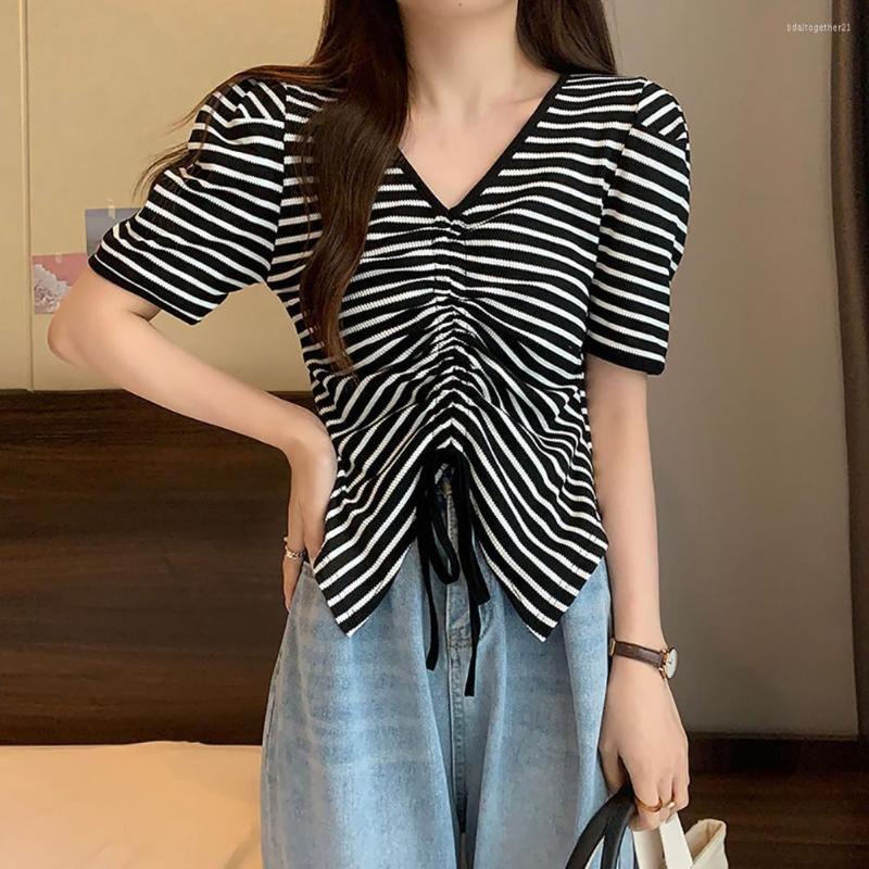 Women's Blouses Women Summer V-neck Pleated Short Sleeve T-shirt Drawstring Symmetrical Split Hem Pullover Tops Solid Color Breathable, Green
Women's Blouses Women Summer V-neck Pleated Short Sleeve T-shirt Drawstring Symmetrical Split Hem Pullover Tops Solid Color Breathable, Green