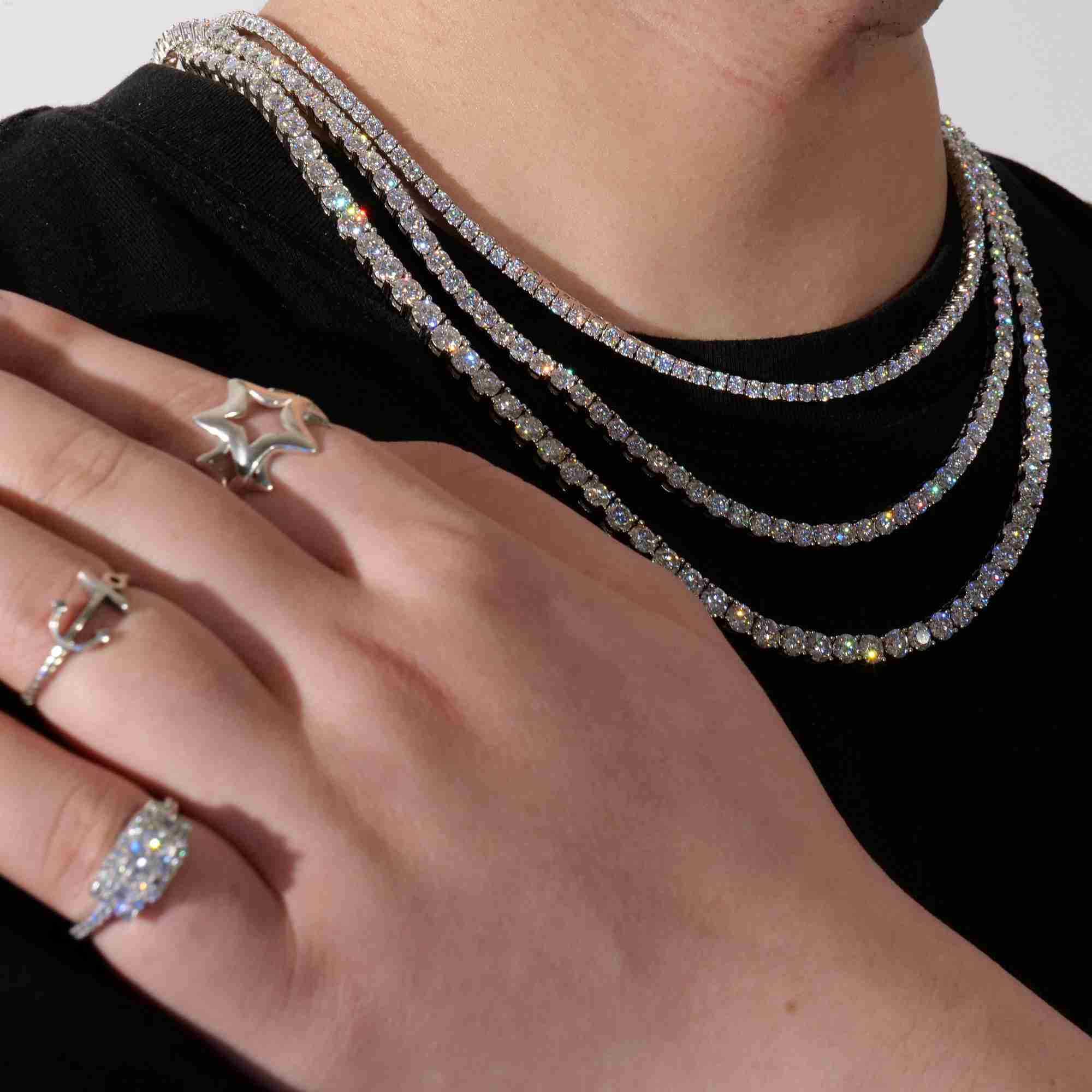 Fashionable with Exquisite Hands Versatile and Advanced Moissanite Inlaid Tennis Necklaces for Business Casual Attire
Fashionable with Exquisite Hands Versatile and Advanced Moissanite Inlaid Tennis Necklaces for Business Casual Attire
