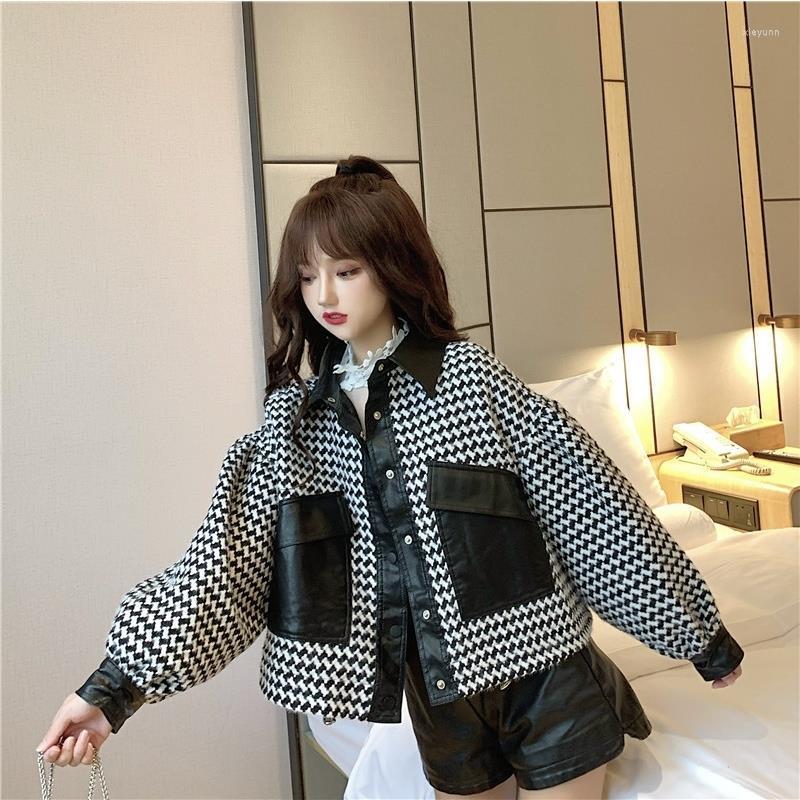 Women' Jackets 2023 Spring And Autumn Korean Style Loose Short Casual Woolen Coat Women' Cloth Stitching Leather Jacket Motorcycle, Coffee coat
Women' Jackets 2023 Spring And Autumn Korean Style Loose Short Casual Woolen Coat Women' Cloth Stitching Leather Jacket Motorcycle, Coffee coat