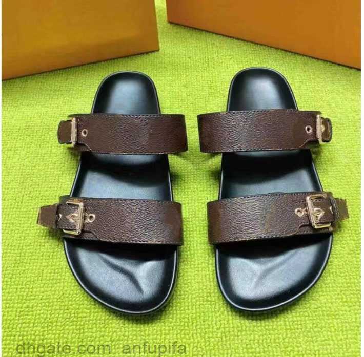 Designer Rubber Slipper Sandals Unisex Brown Black Fashion Women's Beach Flip Flop Flux 35-46 with Box, Gold
Designer Rubber Slipper Sandals Unisex Brown Black Fashion Women's Beach Flip Flop Flux 35-46 with Box, Gold