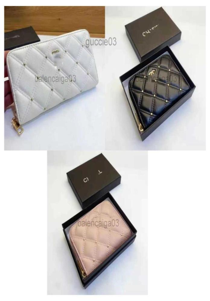 Designer Channel Bag Long Wallet Leather Card Holders Womens Mens Fashion Small Handbag Large Capacity Zipper Change Clip With Bra3373787, Cream
Designer Channel Bag Long Wallet Leather Card Holders Womens Mens Fashion Small Handbag Large Capacity Zipper Change Clip With Bra3373787, Cream