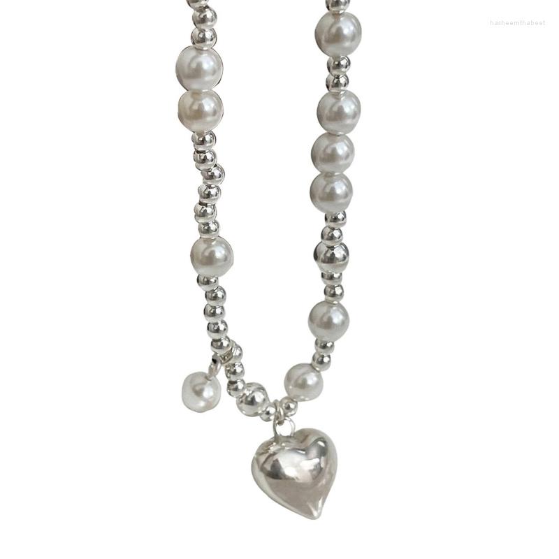 Pendant Necklaces Heart Imitation Pearl Necklace Ladies Ins Niche Design Clavicle Chain Harajuku Campus Style Simple Jewelry 40GB
Pendant Necklaces Heart Imitation Pearl Necklace Ladies Ins Niche Design Clavicle Chain Harajuku Campus Style Simple Jewelry 40GB