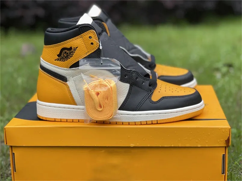 Desinger Shoes 1 High OG Yellow Toe Taxi Black Sail Athletic 1S Light Curry Volt 85 Georgetown Retro Men Women Sports sneakers Free Shipping, 01
Desinger Shoes 1 High OG Yellow Toe Taxi Black Sail Athletic 1S Light Curry Volt 85 Georgetown Retro Men Women Sports sneakers Free Shipping, 01
