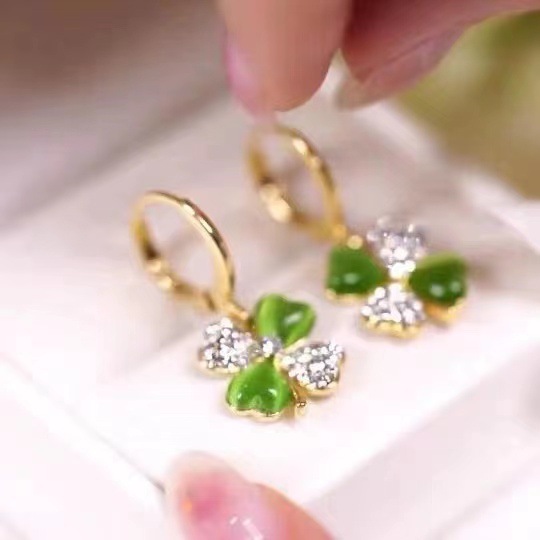 Versatile Classic Design Flower Dangle Earrings For Women Dazzling Crystal CZ Engagement Wedding Jewelry Statement Earring
Versatile Classic Design Flower Dangle Earrings For Women Dazzling Crystal CZ Engagement Wedding Jewelry Statement Earring