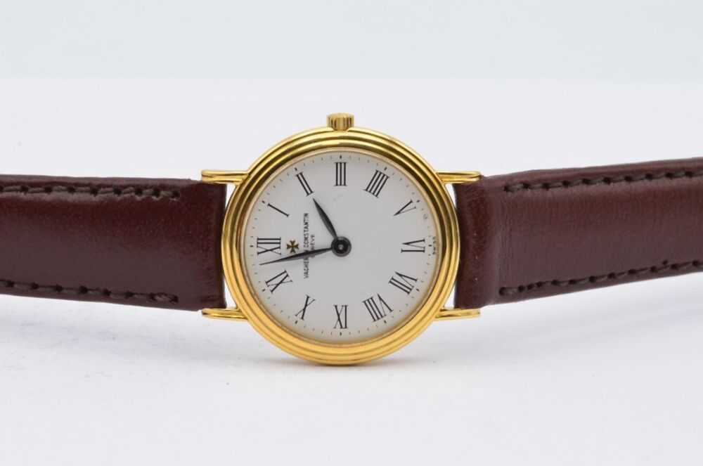 Elegant Luxury for man concise wrist watches V C Wound Men's Watch 3/32in 750 Gold 31160 BussinessGentlemenlike High quality Gift, Black
Elegant Luxury for man concise wrist watches V C Wound Men's Watch 3/32in 750 Gold 31160 BussinessGentlemenlike High quality Gift, Black