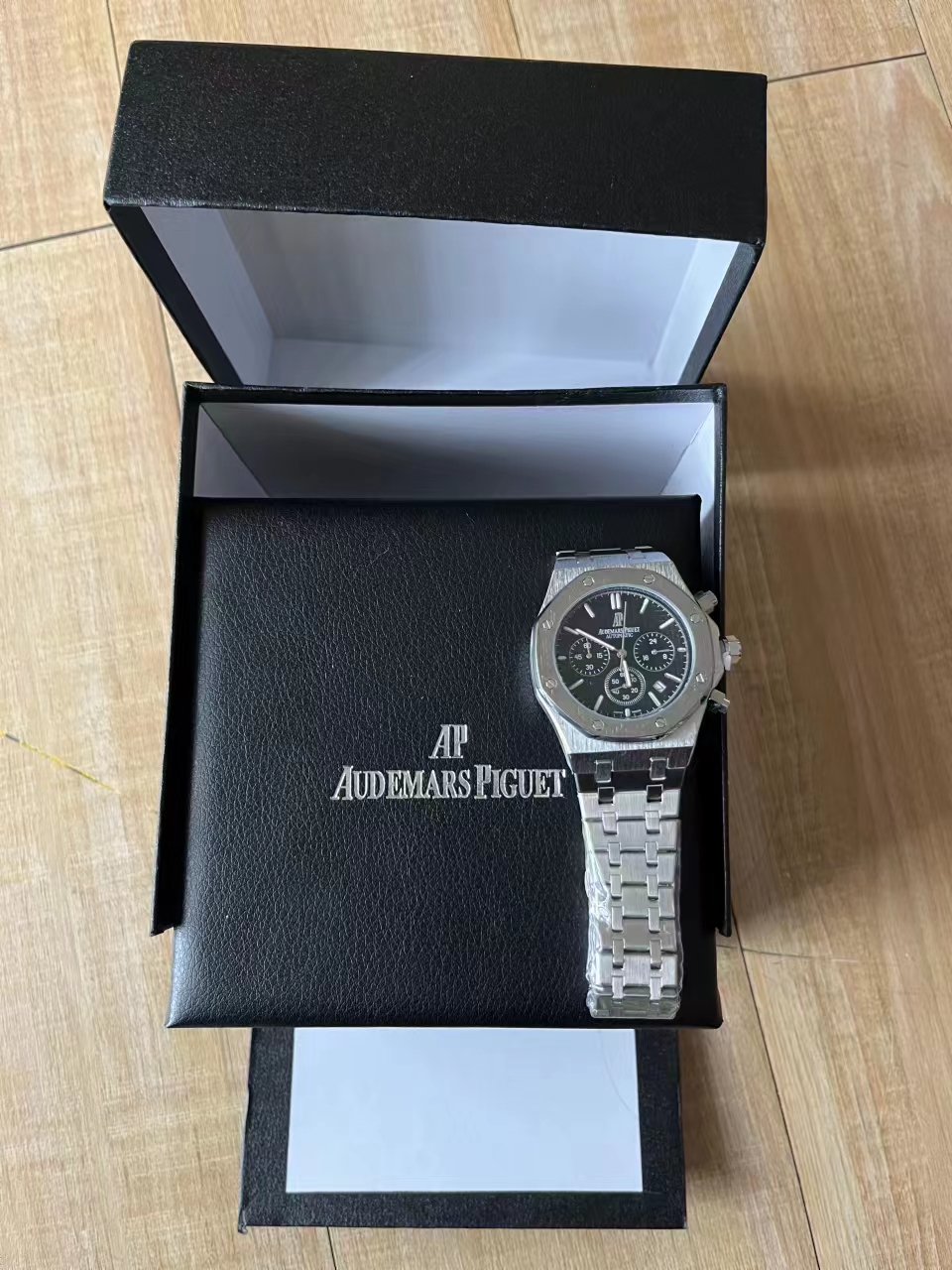 Audemars Piguet AP watch 42mm full stainless steel strap automatic gold watch luminous top quality wristwatch sapphire di lusso 5ATM
Audemars Piguet AP watch 42mm full stainless steel strap automatic gold watch luminous top quality wristwatch sapphire di lusso 5ATM