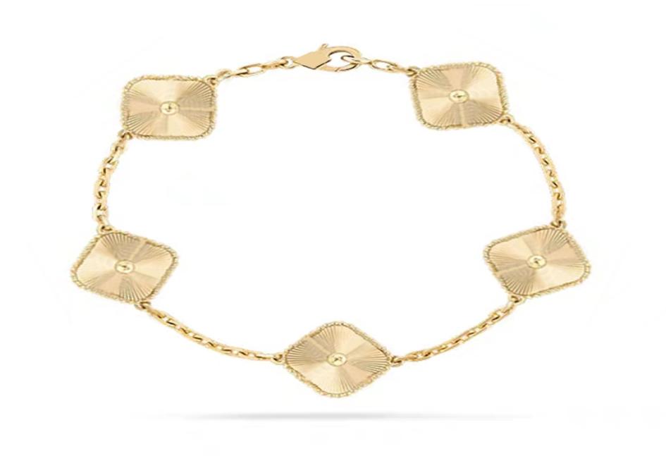 bracelet designer for women Four Leaf Clover Charm Bracelets Bangle Chain 18K Gold Agate Shell Mother of Pearl for WomenGirl Wedd7888925
bracelet designer for women Four Leaf Clover Charm Bracelets Bangle Chain 18K Gold Agate Shell Mother of Pearl for WomenGirl Wedd7888925