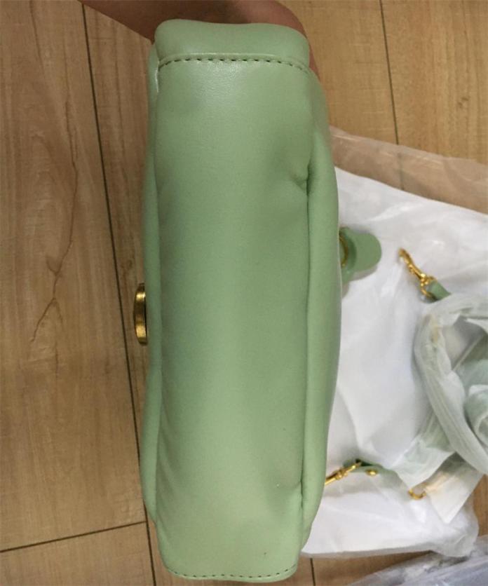 Brand 2022 C039s Pillow Tabby Shoulder Bag leather Women Pure Color Bacchus Bags Hardware Cloudy Handbags Supper Soft Real Leat7399852, Green
Brand 2022 C039s Pillow Tabby Shoulder Bag leather Women Pure Color Bacchus Bags Hardware Cloudy Handbags Supper Soft Real Leat7399852, Green
