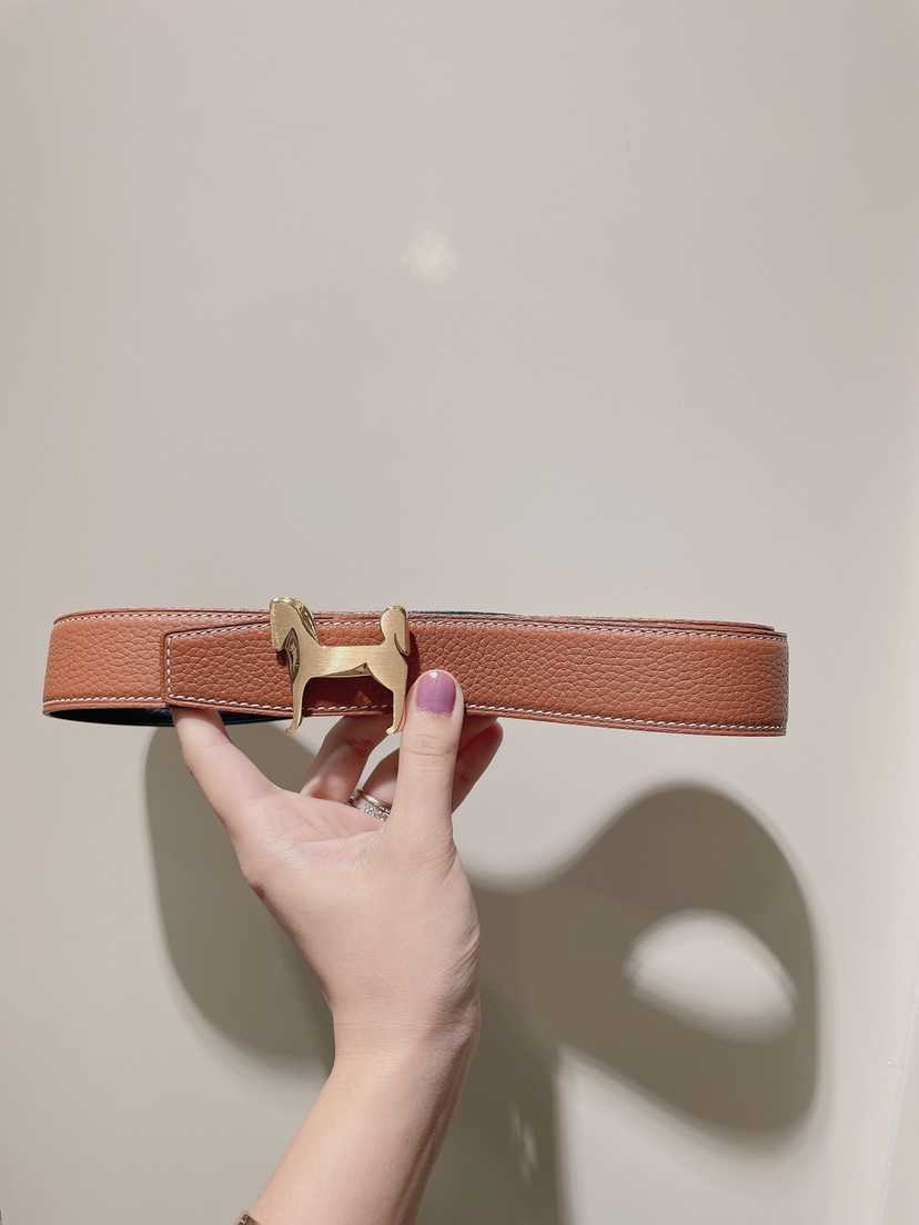 Designer Classic Double H sided Belt for Men and Women's Lovers Love Horse Calfskin Home 32mm Versatile CasualY49C
Designer Classic Double H sided Belt for Men and Women's Lovers Love Horse Calfskin Home 32mm Versatile CasualY49C