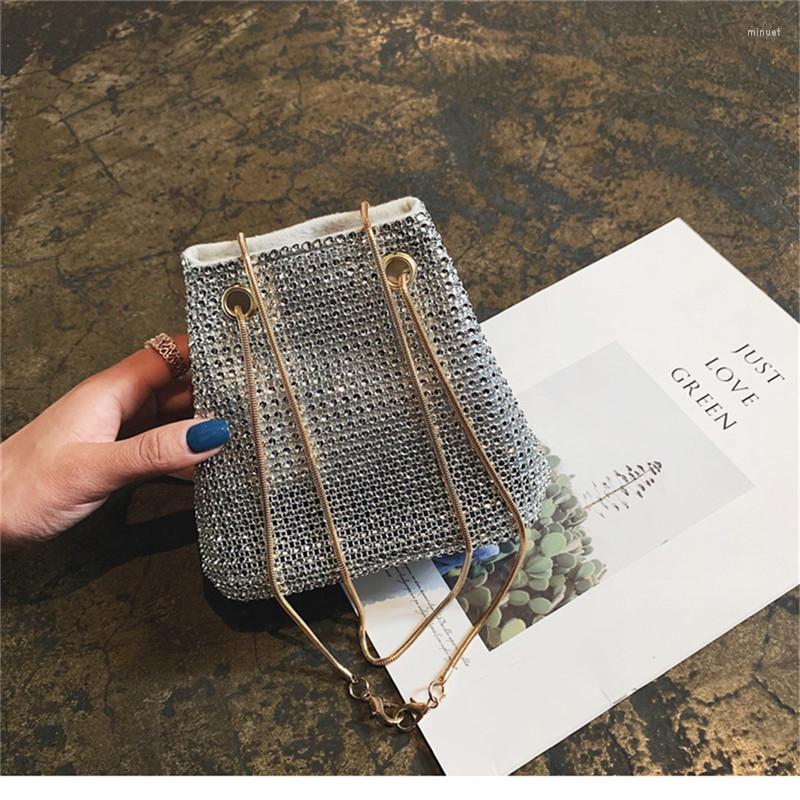 Shoulder Bags Clutch Evening Bag Luxury Women Handbags Diamond Lady Wedding Party Pouch Small Totes, Silver
Shoulder Bags Clutch Evening Bag Luxury Women Handbags Diamond Lady Wedding Party Pouch Small Totes, Silver