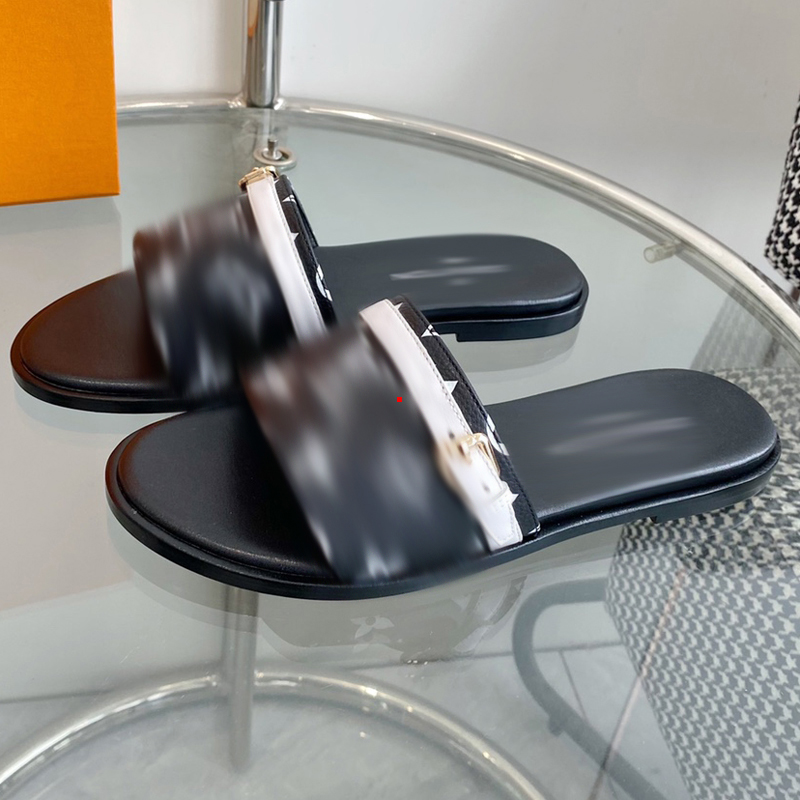 2023 Fashion women sandal Luxury designer leather ladies sandals summer flat shoes fashion beach women slippers drag Slides flip flops women Ladies sexy slipper -193, Picture color
2023 Fashion women sandal Luxury designer leather ladies sandals summer flat shoes fashion beach women slippers drag Slides flip flops women Ladies sexy slipper -193, Picture color